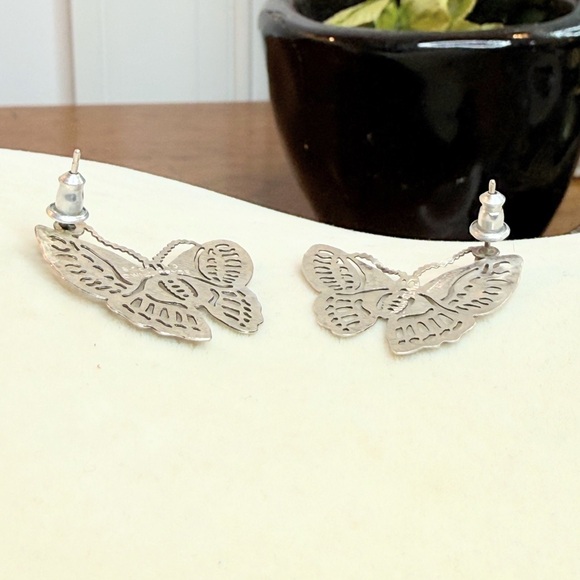 Sterling Silver Butterfly Stud Earrings Filigree Cutout Small Vintage - Picture 10 of 12